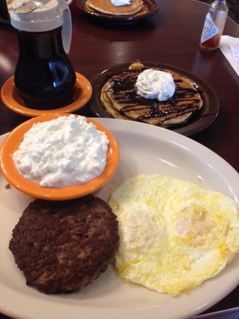 Derby餐馆和美食-Village Inn