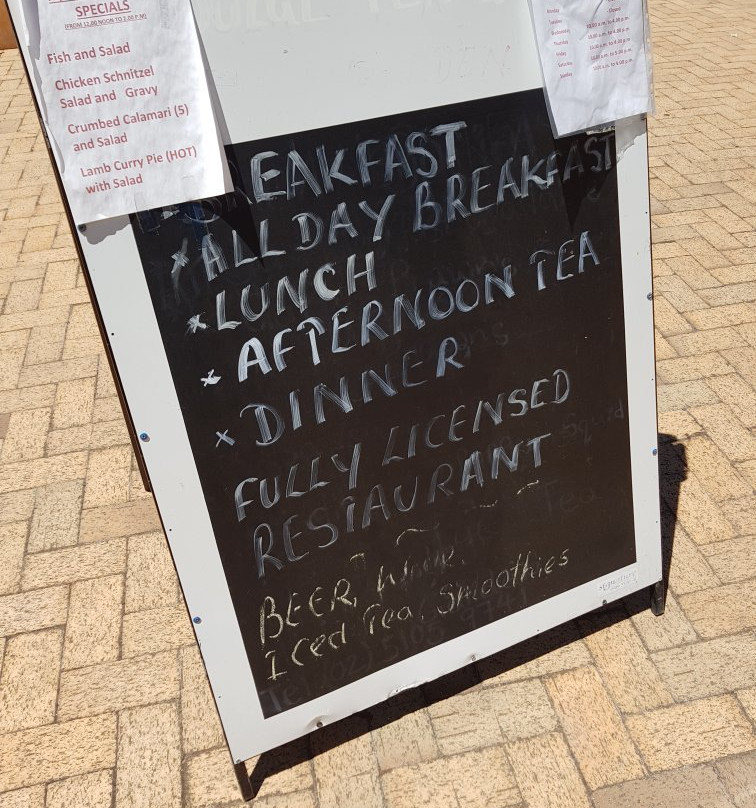 Gold Creek Tourist Resort主图