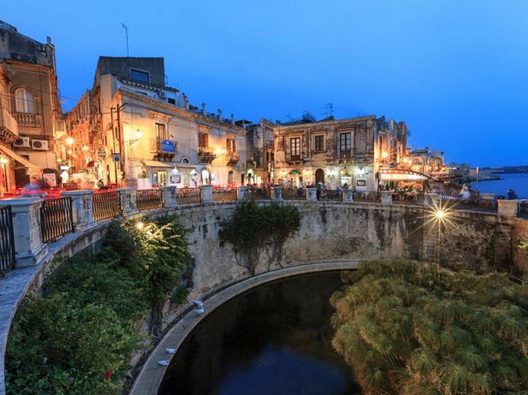 Radio Taxi Siracusa-锡拉库扎必去景点