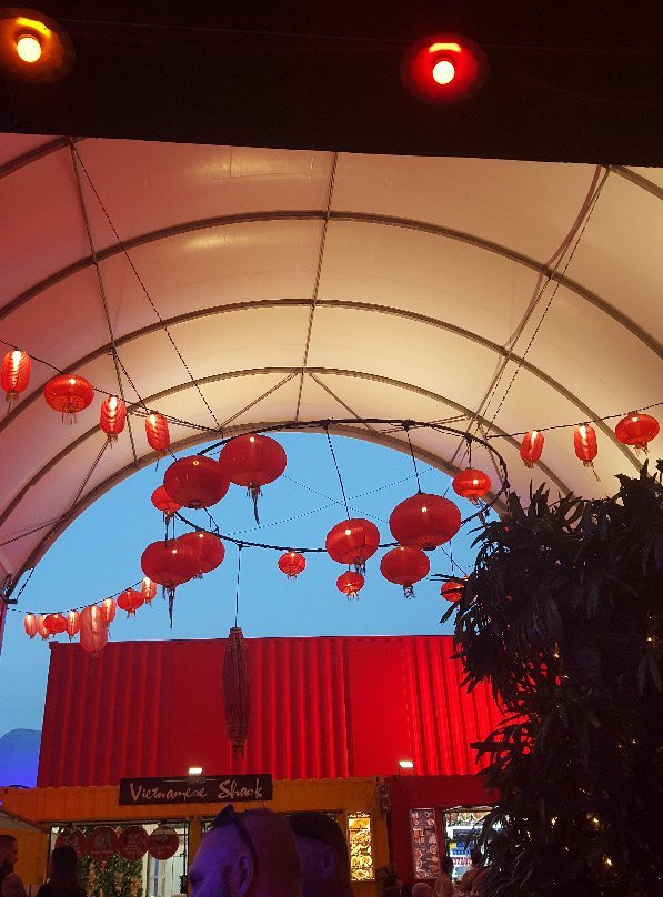 Eat Street Market-卧龙岗市必去景点