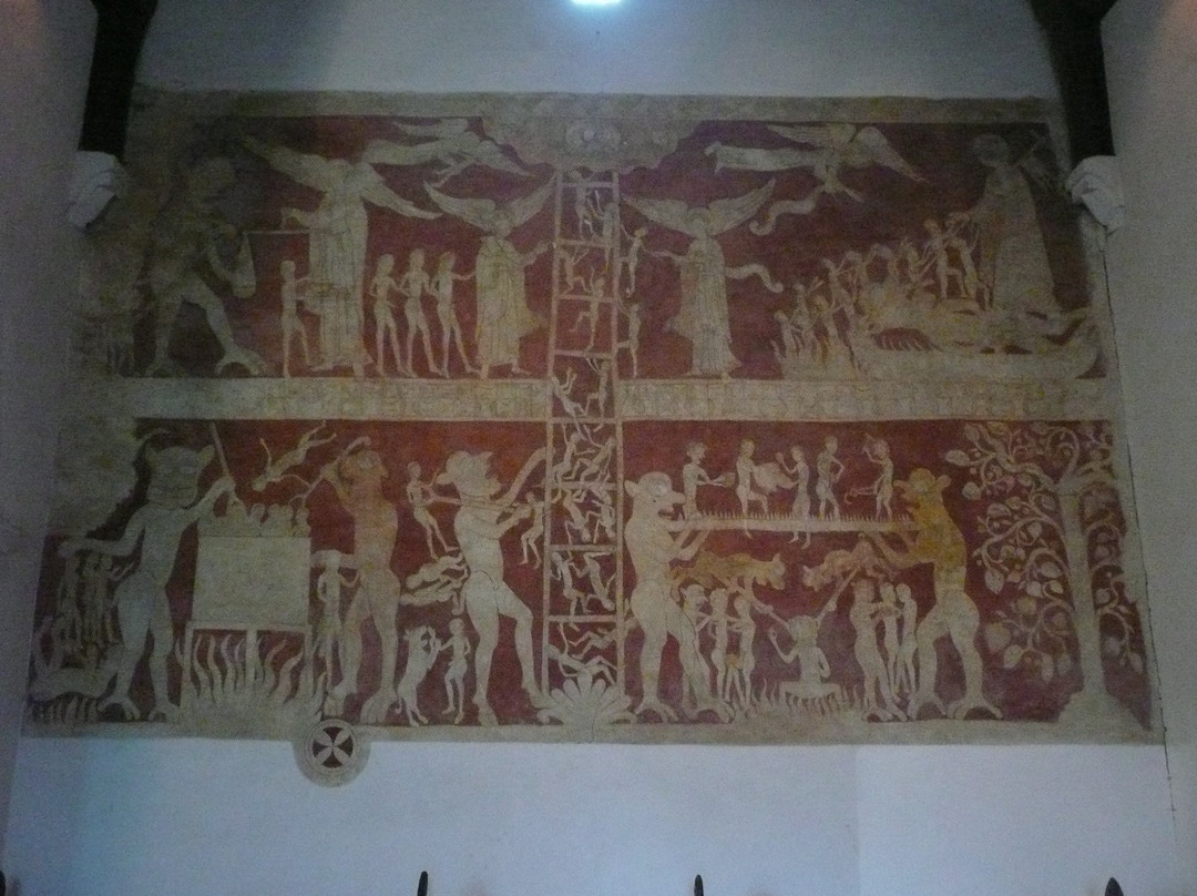 St Peter and St Paul’s-Chaldon必去景点