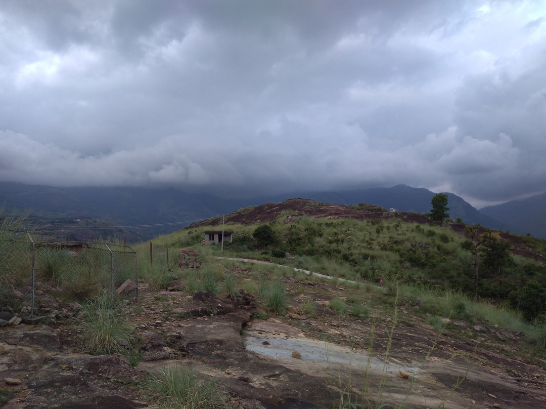 Muniyara Dolmens-慕那尔必去景点