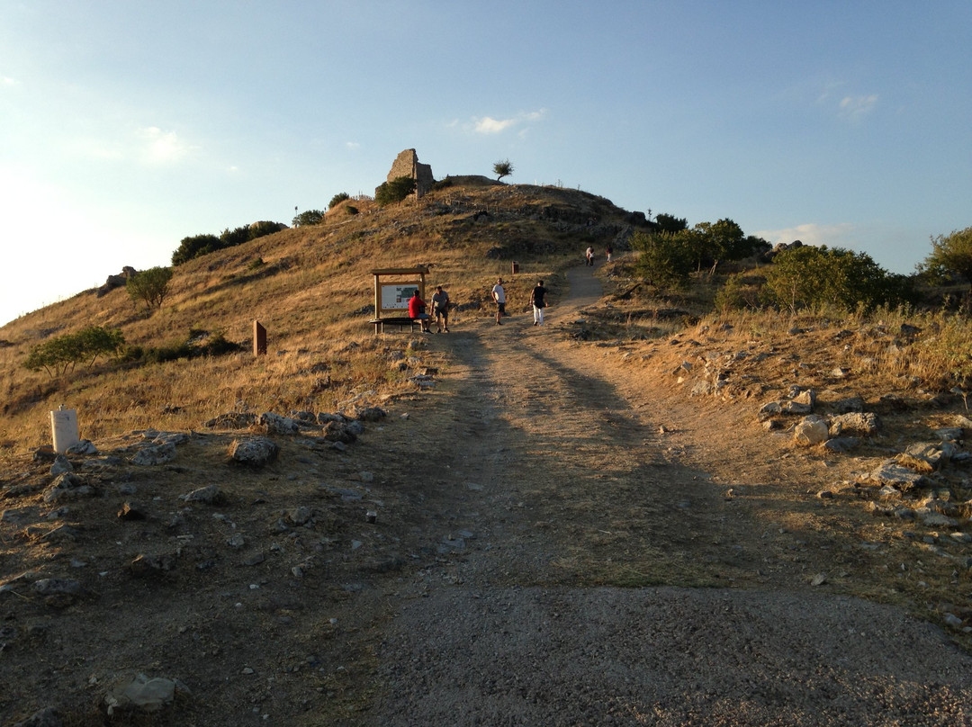 Torre di Satriano景点图片