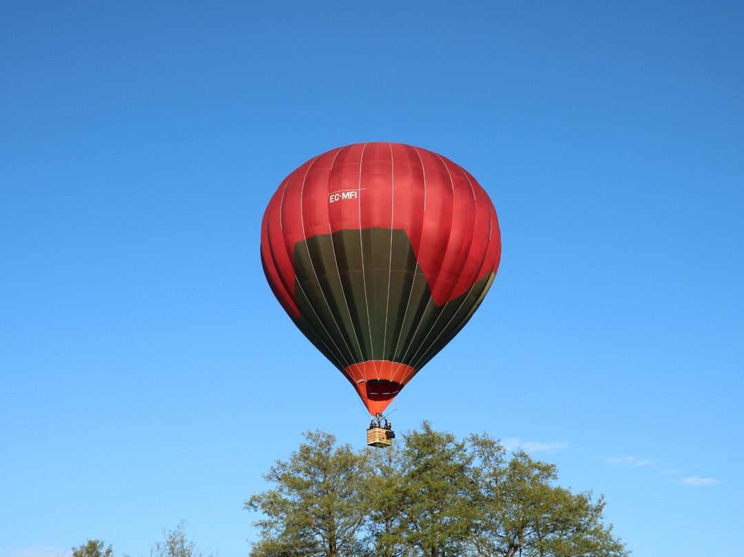 Volar en Asturias景点图片