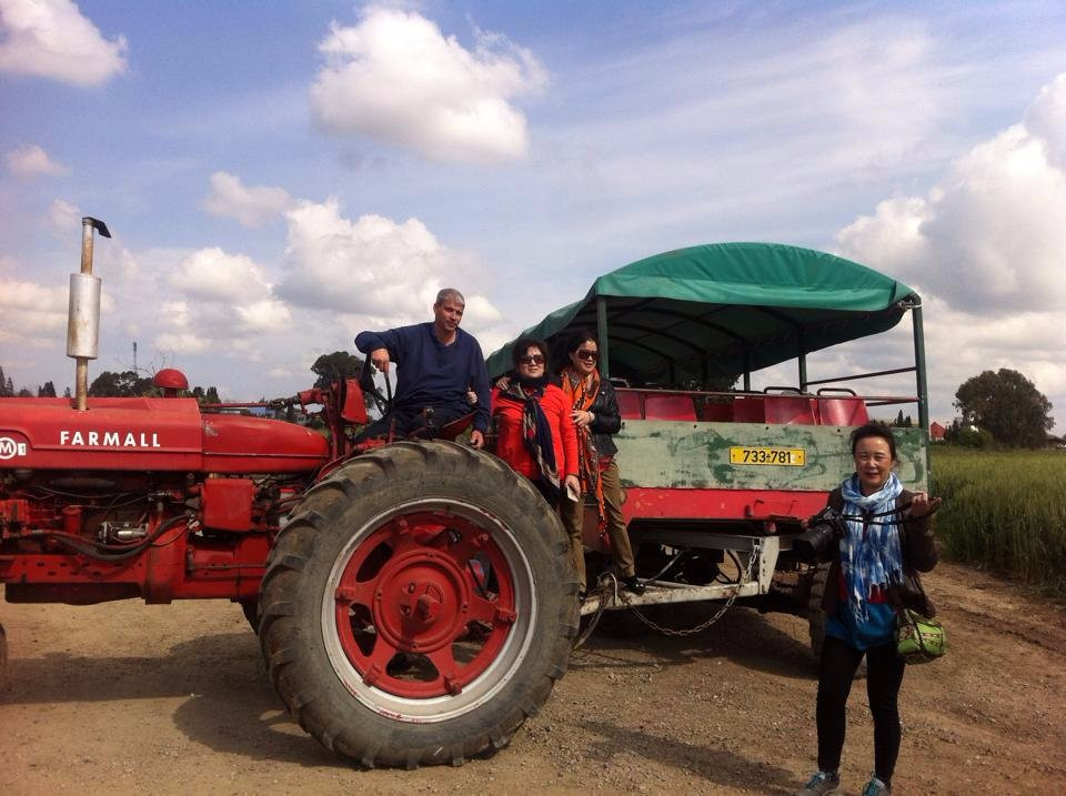 Hadera旅游景点-The Kibbutz Experience at Ein-Shemer - Activity Centre and Museum
