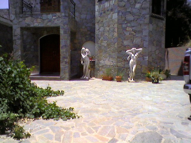 Antoniades Winery-Mandria必去景点