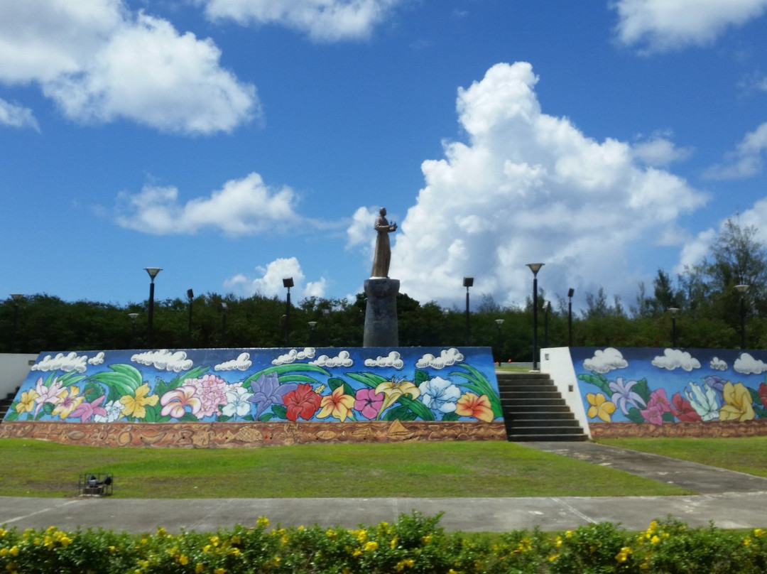 Archbishop Felixberto Flores Memorial Circle景点图片