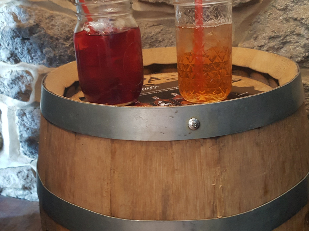 Hewn Spirits景点图片