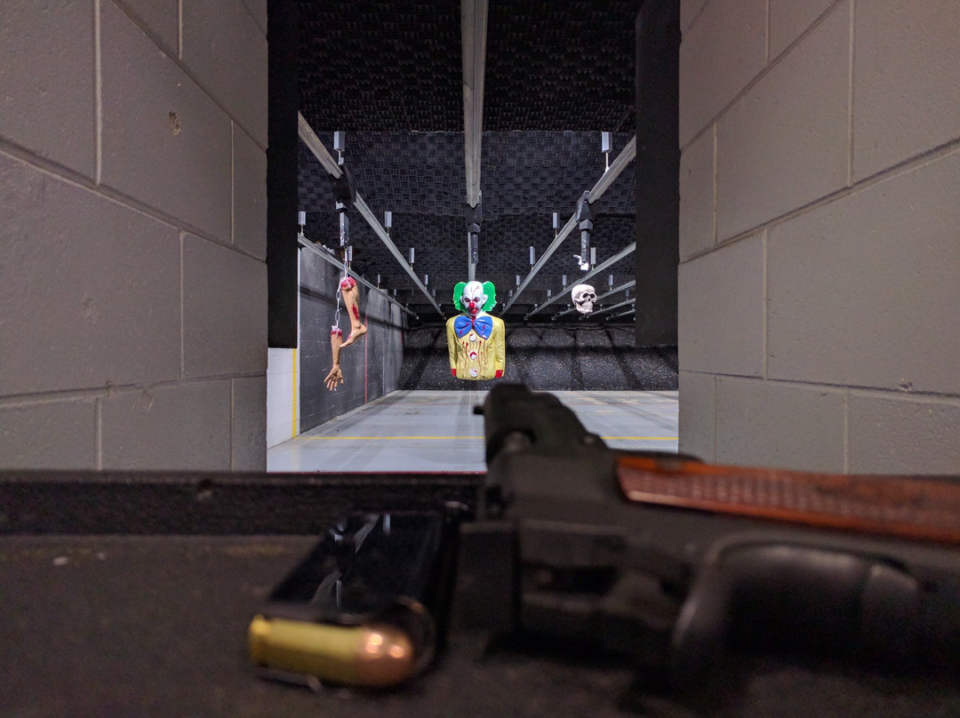 Maxon Shooter's Supplies and Indoor Range-德斯普兰斯必去景点