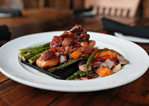 Brecksville餐馆和美食-Burntwood Tavern