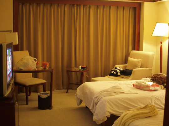 星月亮马酒店主图