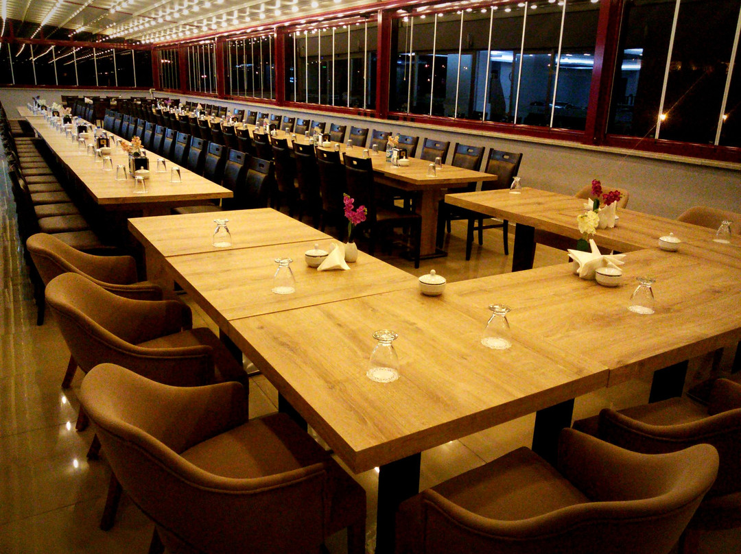 Umur Hotel