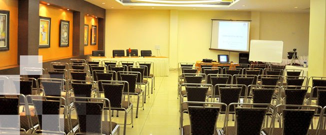 Hotel Centre Point主图