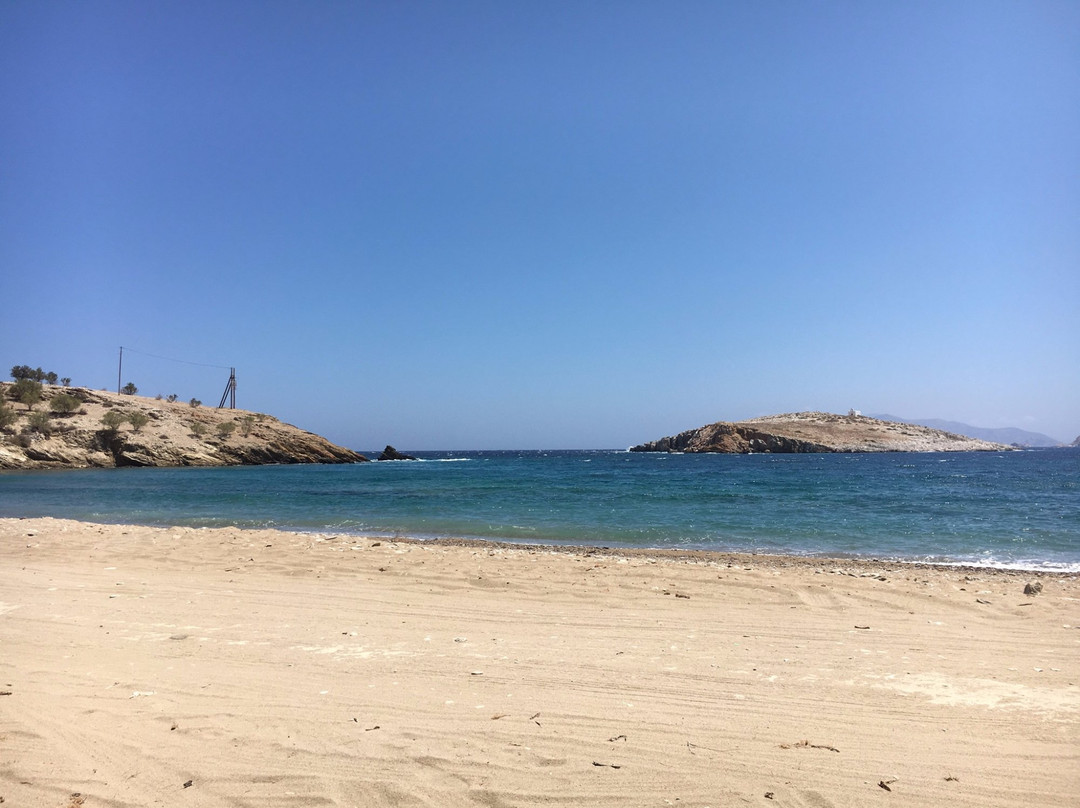 Livadi Beach-Folegandros必去景点