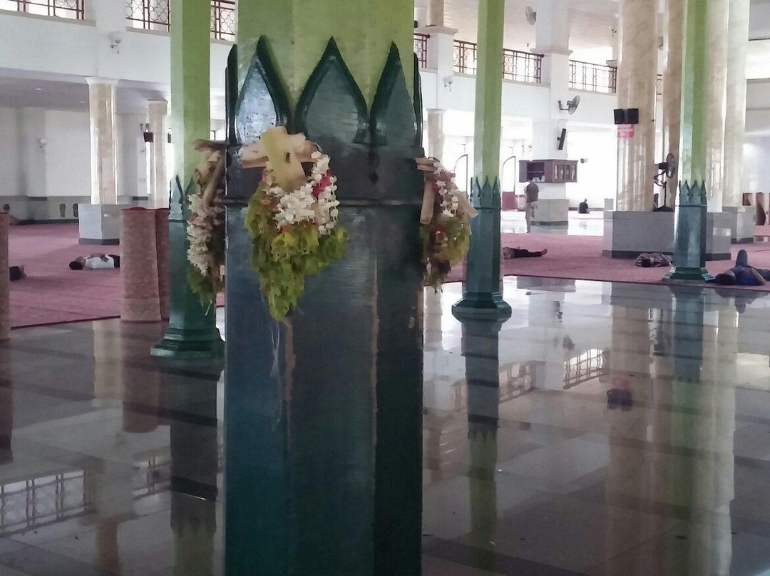 Al-Karomah Great Mosque景点图片