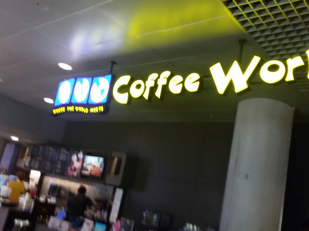 Nong Prue餐馆和美食-Coffee World