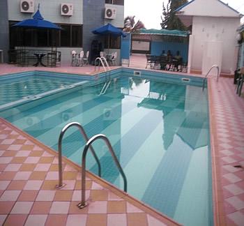 Krisview Hotel-泳池