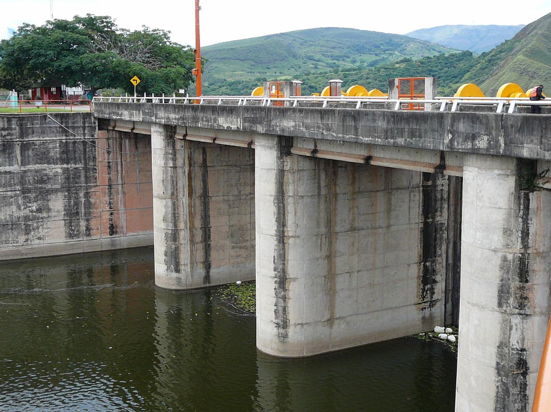 Dam of Betania-Yaguara必去景点