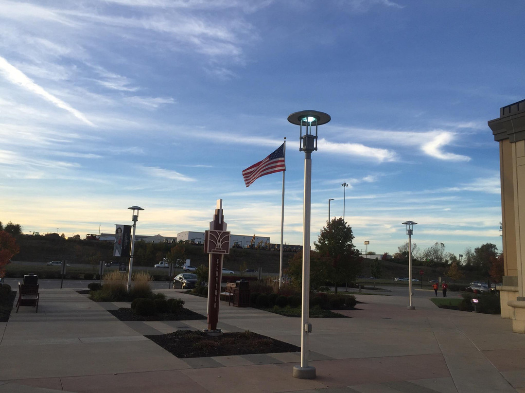 Cincinnati Premium Outlets-Monroe必去景点