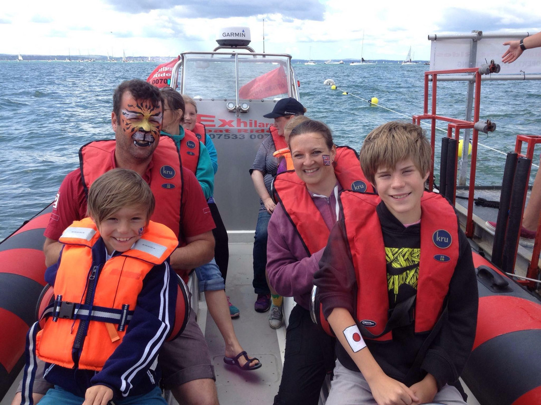 Exhilaration Boat Rides-普兹茅斯必去景点