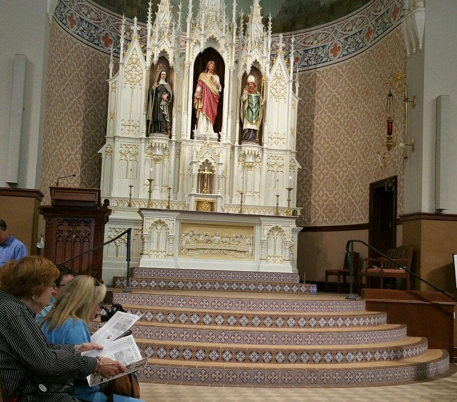 Sacred Heart Parish Church景点图片