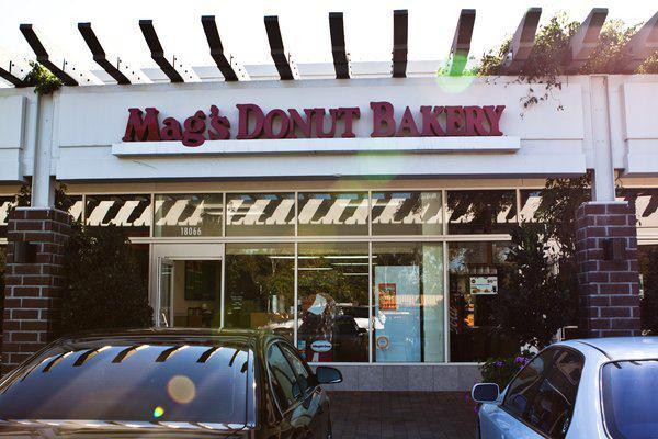 Mag's Donut & Bakery