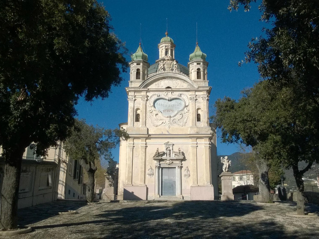 Santuario Madonna Della Costa-圣雷莫必去景点