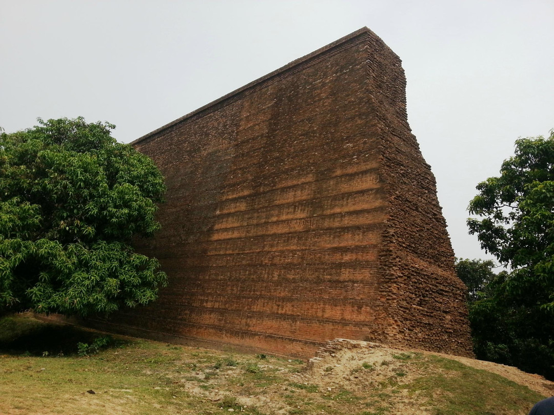 Baisgazi Wall景点图片