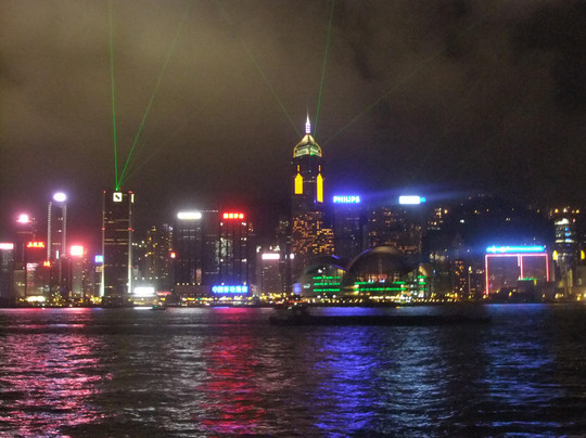 幻彩咏香江灯光表演-香港必去景点