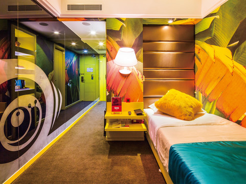 北京梅地亚中心主图