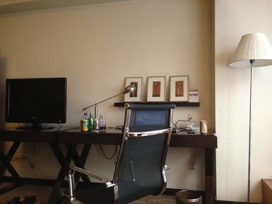 中环假日酒店主图