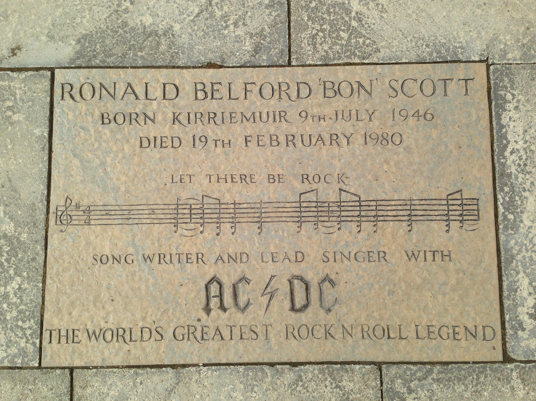Bon Scott Plaque-Kirriemuir必去景点