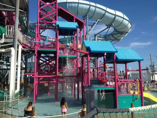 Splash Zone Waterpark景点图片