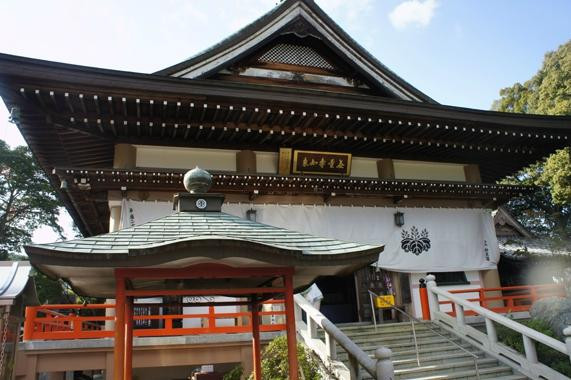 Yasaka Temple-松山市必去景点