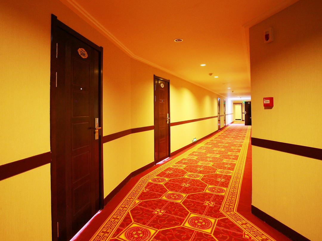 第5街商务宾馆主图