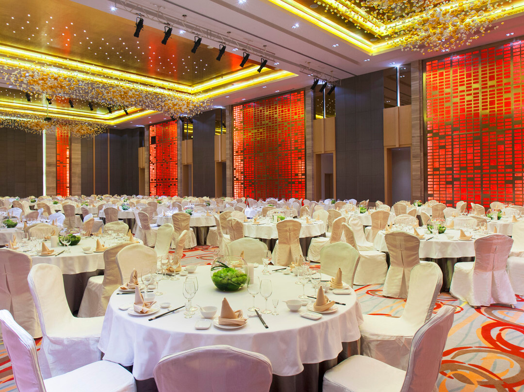 建业森林半岛假日酒店主图