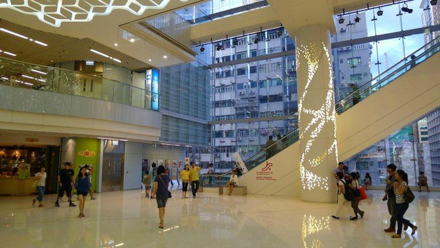 iSQUARE国际广场购物中心-香港必去景点