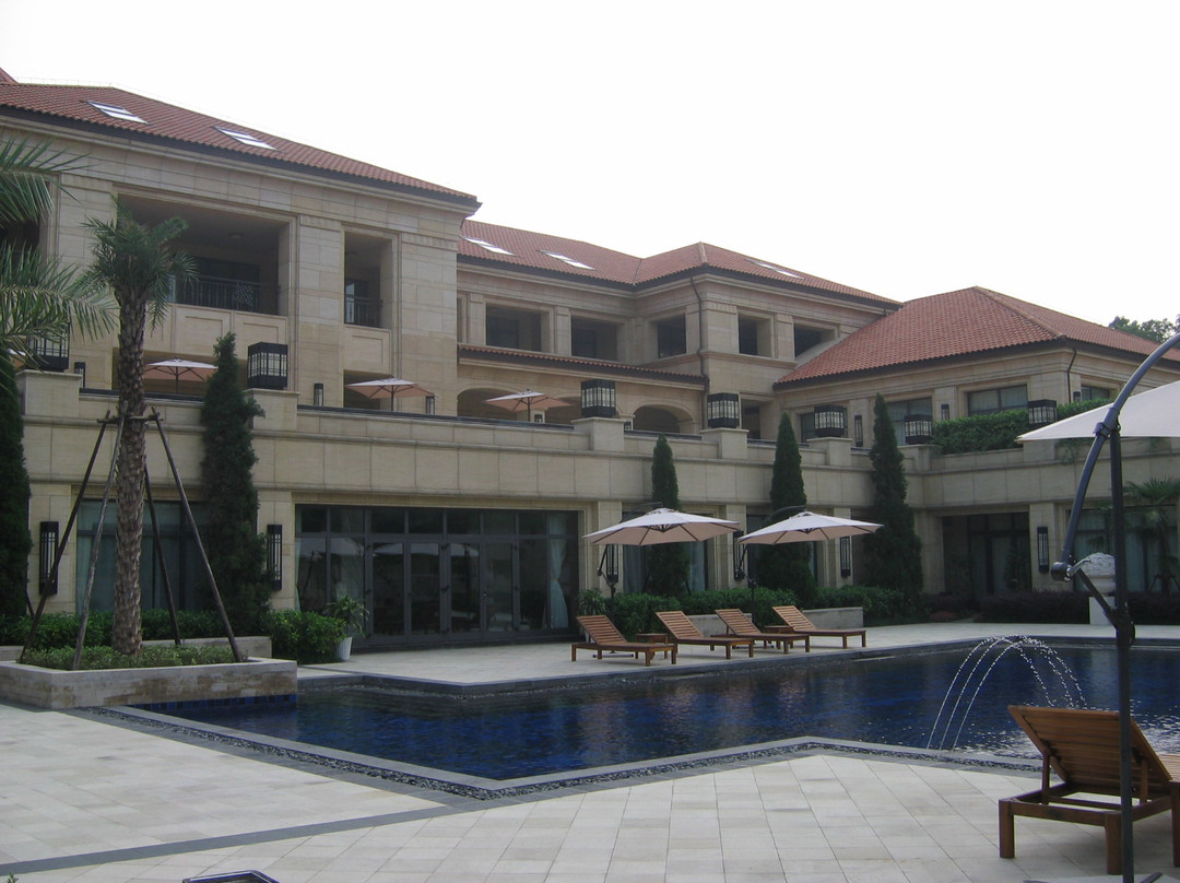 绿城·杭州玫瑰园度假酒店主图