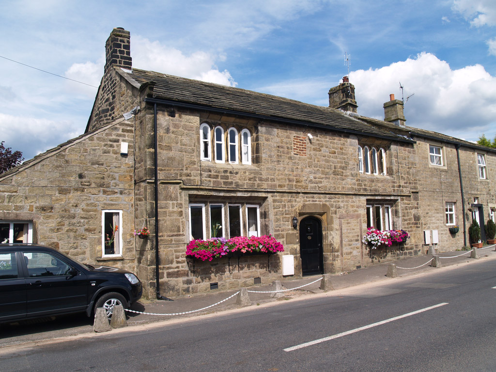 Rye Flatt Farmhouse-官方