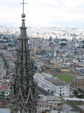 圣殿-基多必去景点