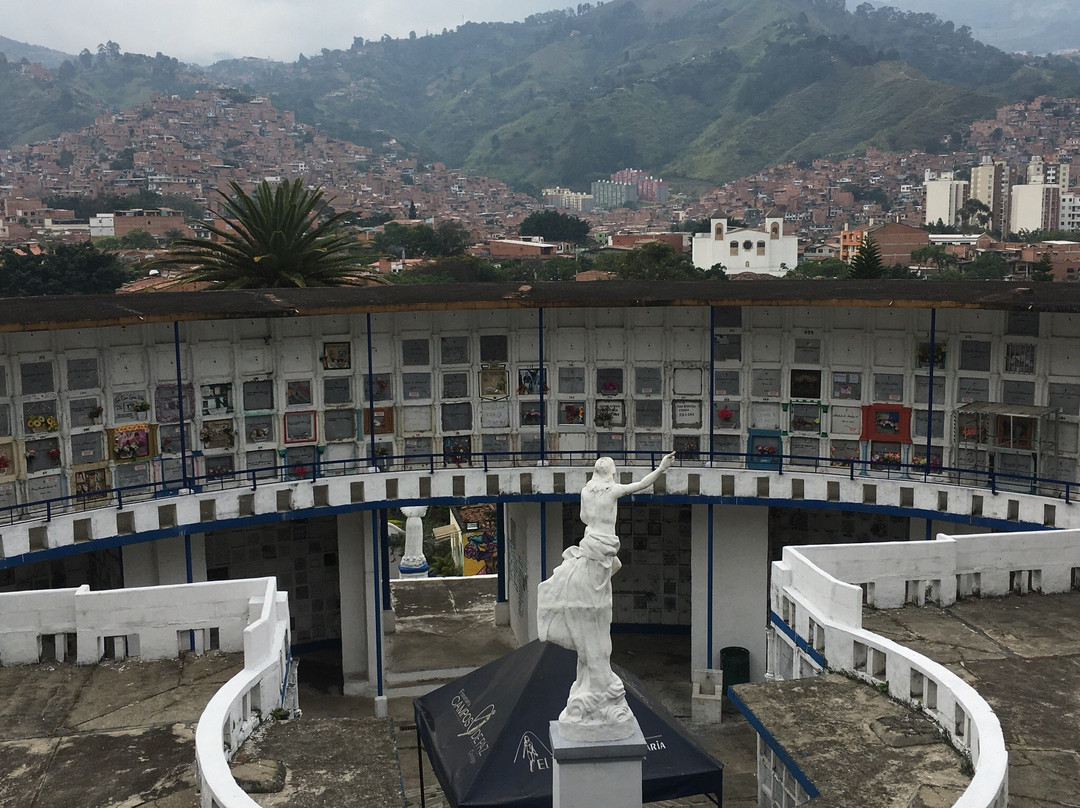 Cementerio Parroqial la America-麦德林必去景点