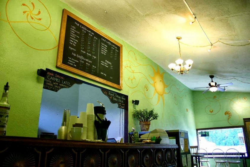 Walton餐馆和美食-The Mapleton Caffeination Station