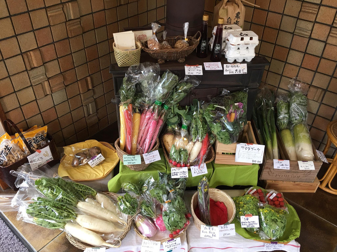 タンジョウ ファーム キッチン ユキハウス