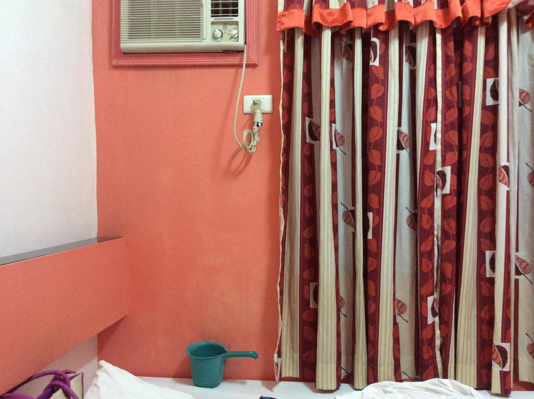 EMR Suites