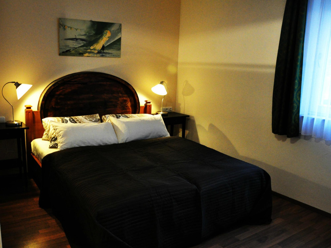 Oberheimbach酒店住宿-Perabos Gasthof Weingut & Gäestehaus