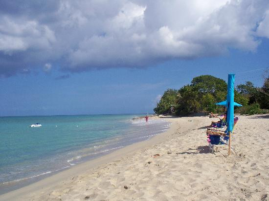 Rhythms at Rainbow Beach-Frederiksted必去景点