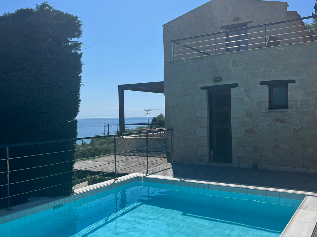 伊恩尚别墅套房酒店主图