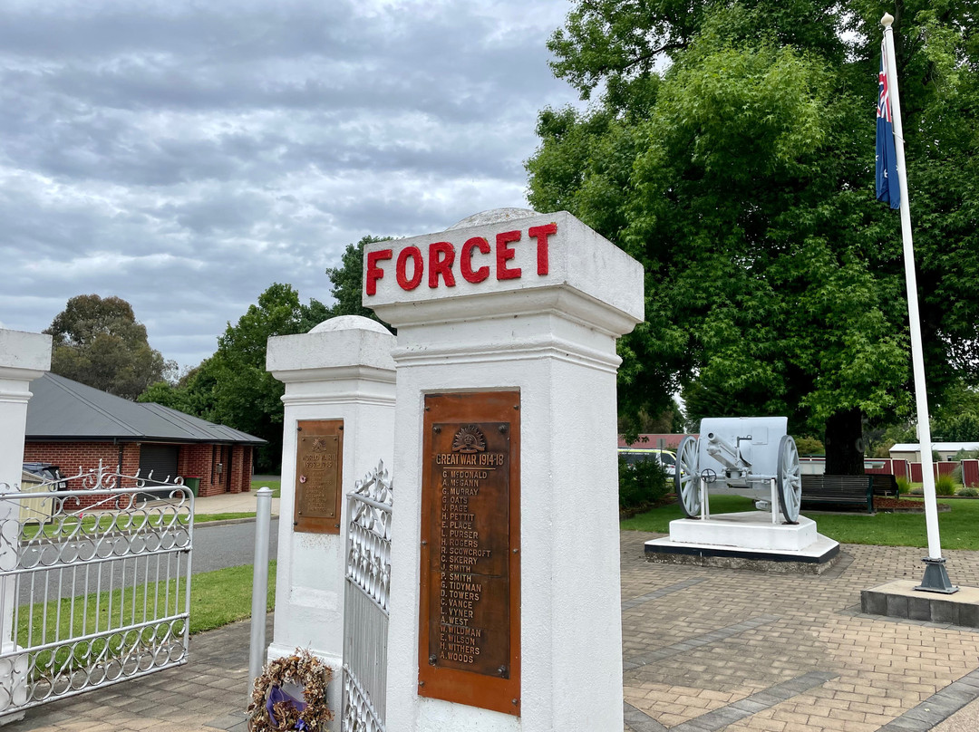 Soldiers Memorial Park景点图片
