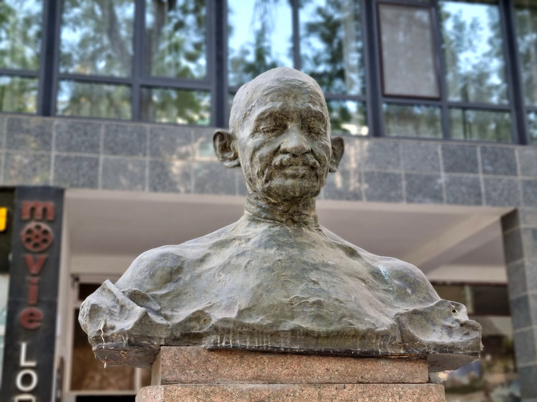 Monument to Mahatma Gandhi-杜尚别必去景点