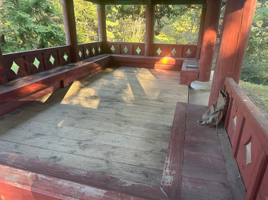 Mangyeongdae Pavilion-东海市必去景点